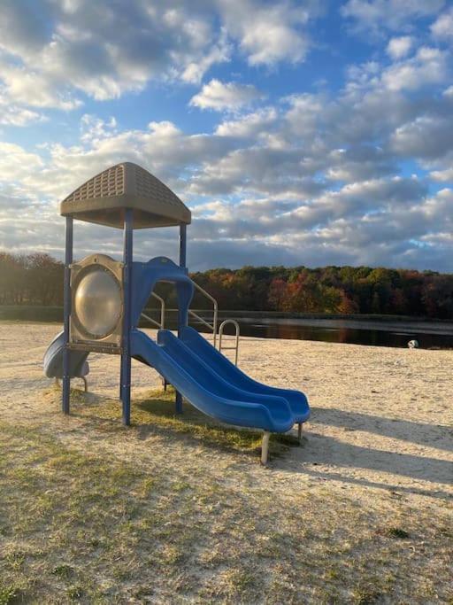Cheerful Pocono Home Away From Home Albrightsville Eksteriør billede